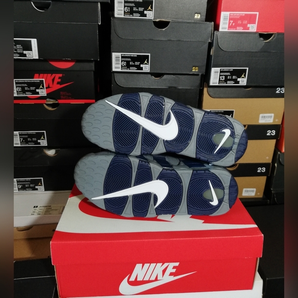 NIKE AIR MORE UPTEMPO '96 MIDNIGHT NAVY MEN'S SZ11 BRAND NEW IN BOX - Picture 8 of 10